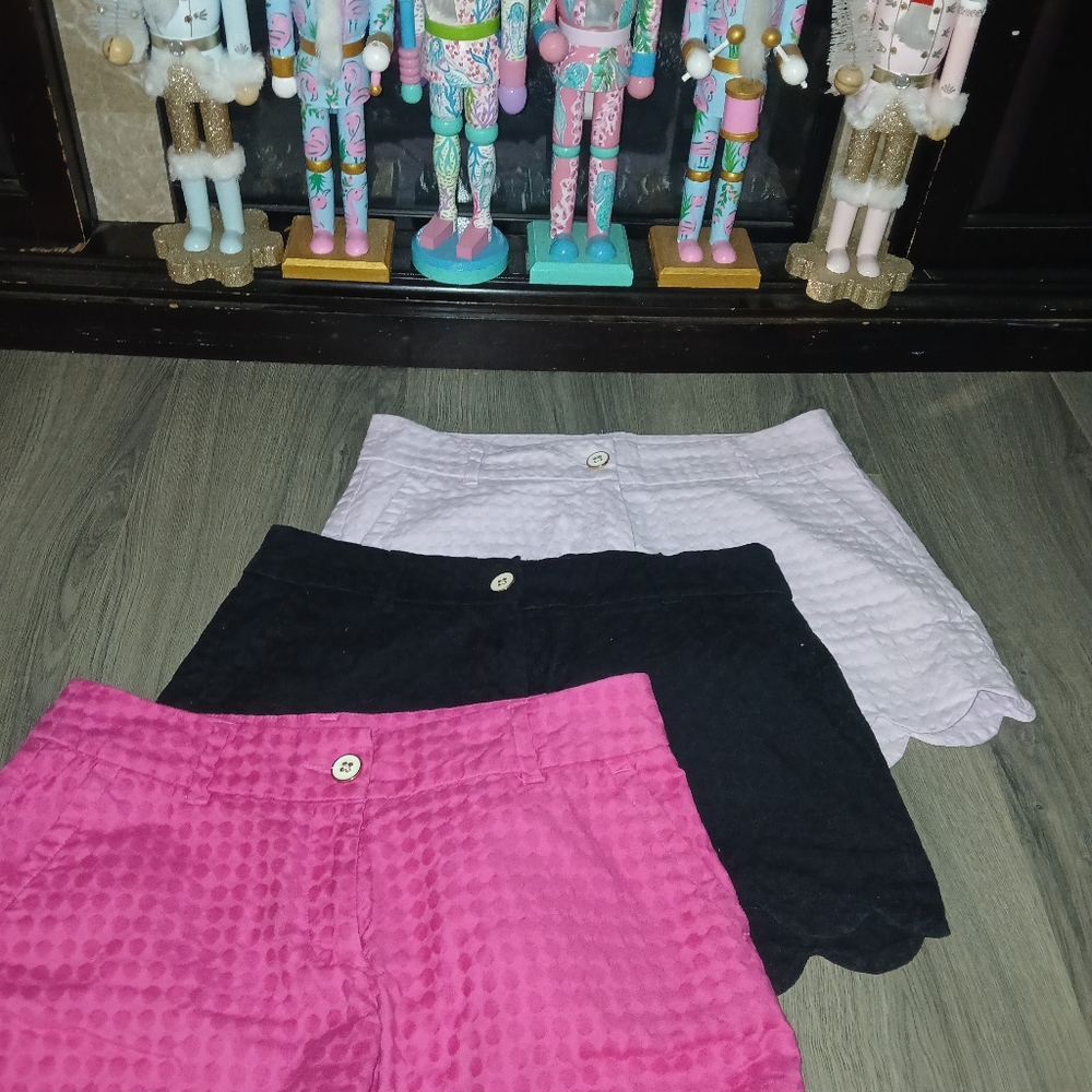 Crown And Ivy Shorts